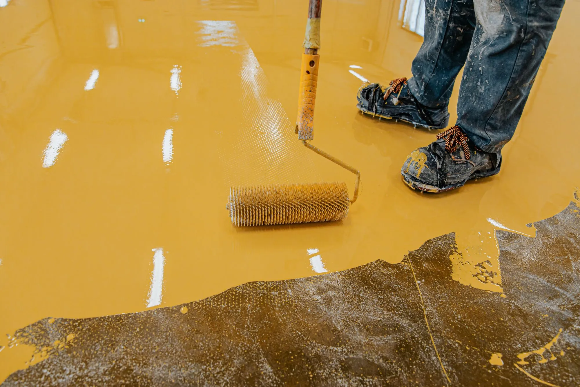 Enduits de lissage comment enduire un mur abimé