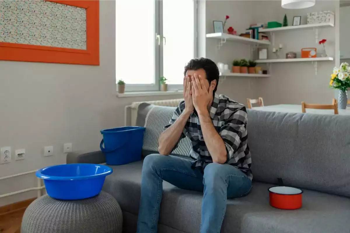 Fuite de toiture : qui est responsable, locataire ou propriétaire ?