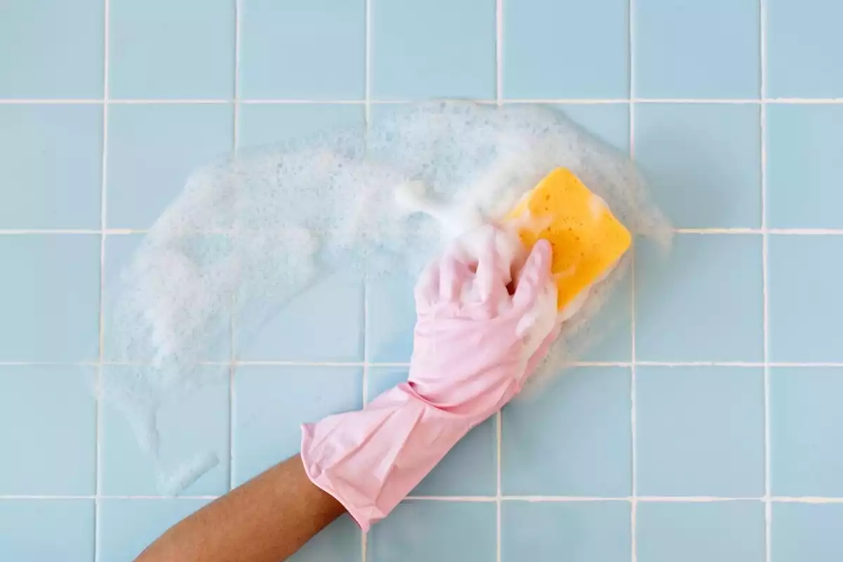 Comment décaper du carrelage