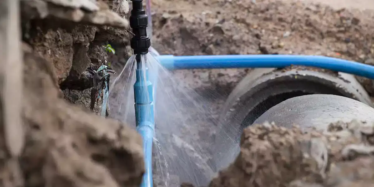 Comment réparer une fuite de tuyau d'évacuation des eaux usées ?