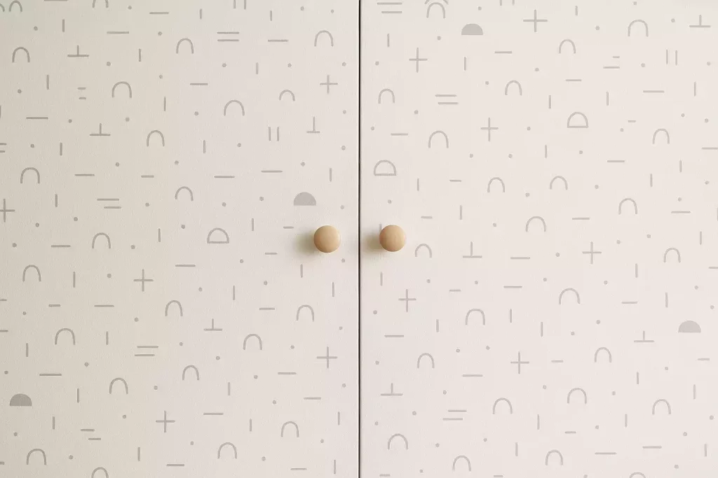 Conseils de pose et astuces pour réussir son projet de décoration