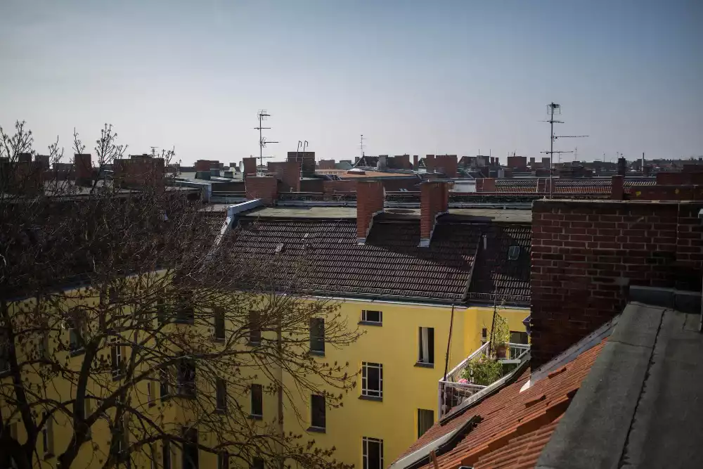 Obligations légales et démarches administratives pour la séparation d’une toiture mitoyenne