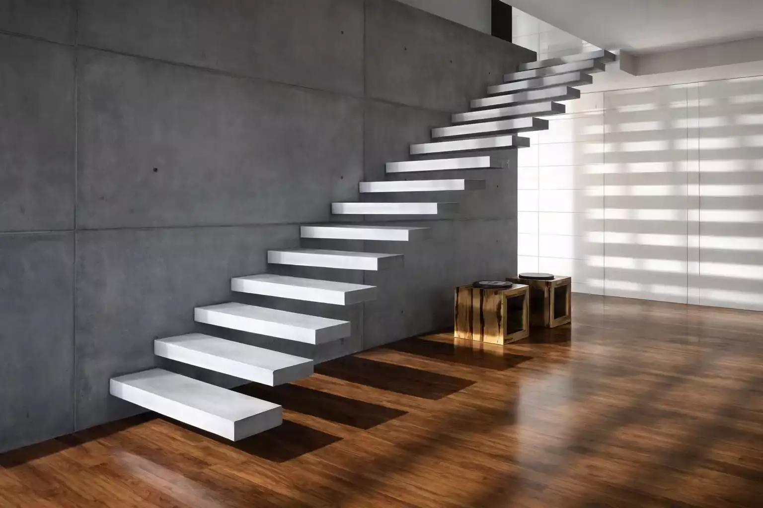 Escalier béton suspendu : principes et procédés de fabrication