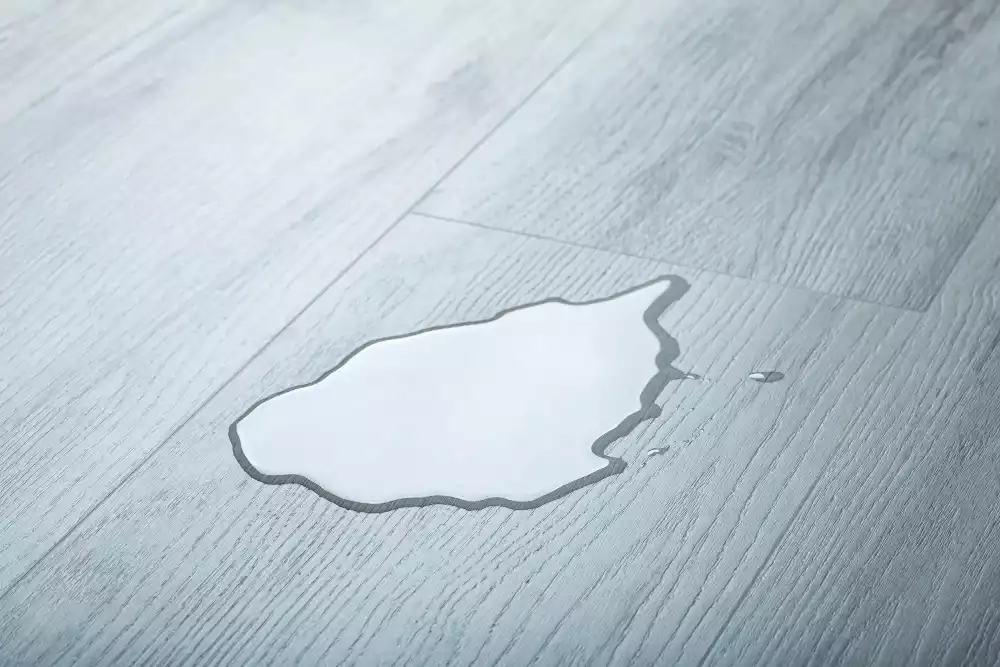 Utilisez un solvant seulement si la trace résiste